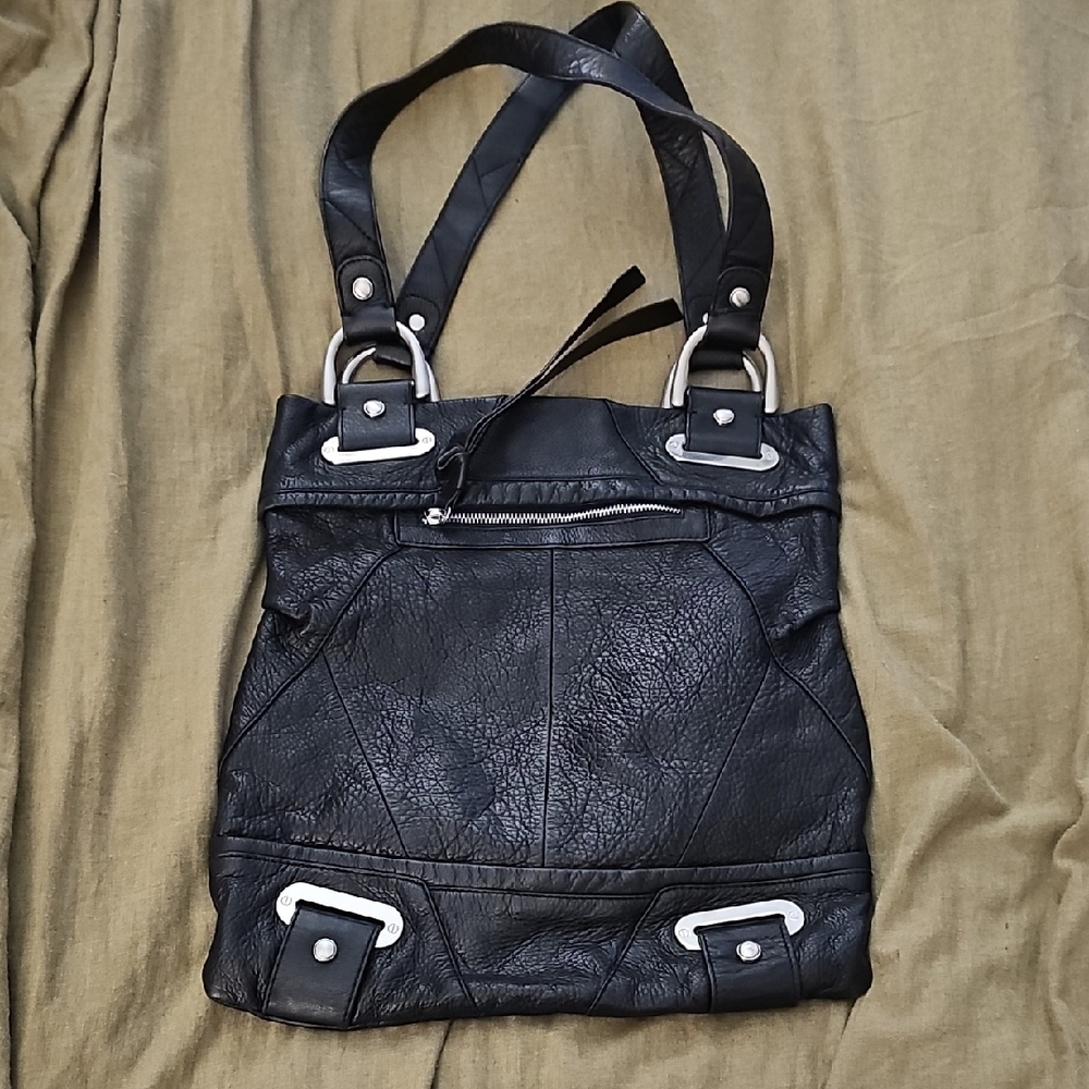 B. Makowsky Black Leather Shoulder Bag